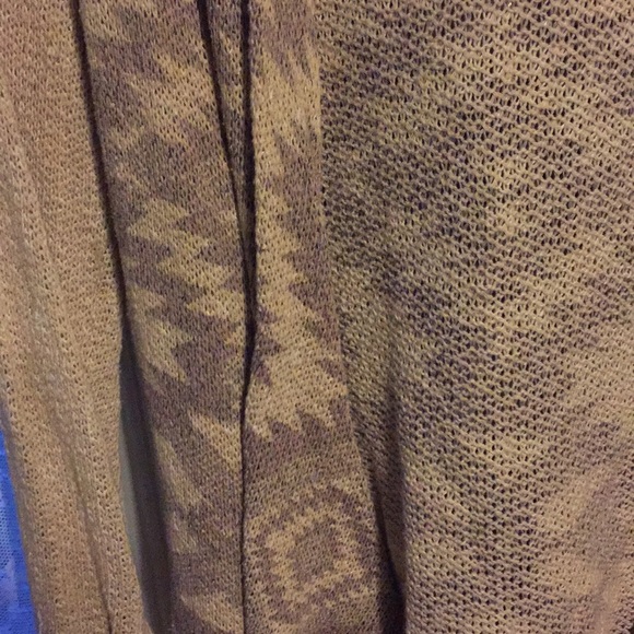 Aztec print cardigan - Picture 3 of 3